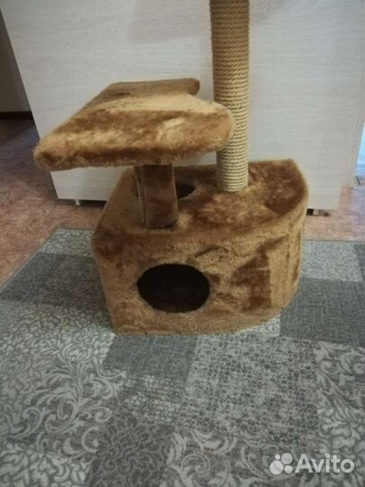 Домик для кошки с когтеточкой