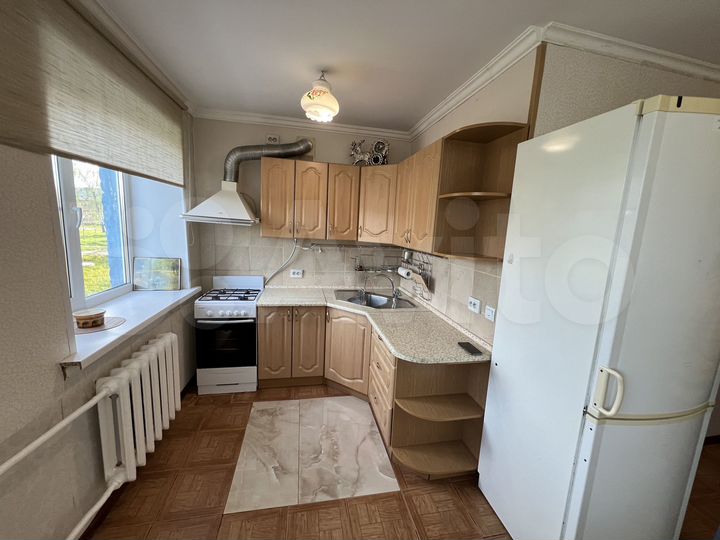 2-к. квартира, 42 м², 2/4 эт.