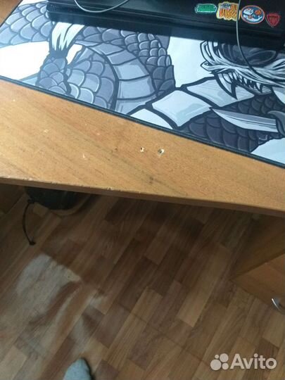 Компьютерный стол