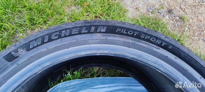 Michelin Pilot Sport 5 245/40 R18