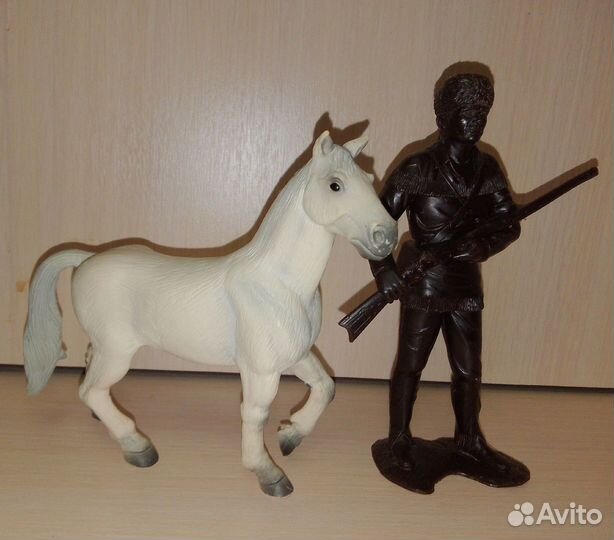 Фигурки коней, Пятнистый - 