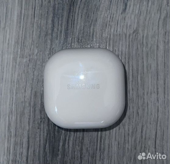 Кейс от наушников samsung galaxy Buds 2