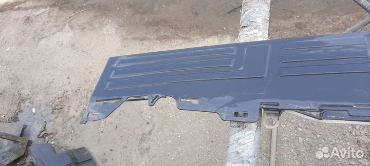 Накладка бампера зад. Toyota LC Prado 150/2011