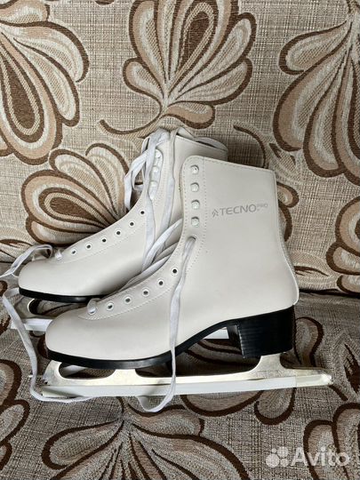 Фигурные коньки 42 размер