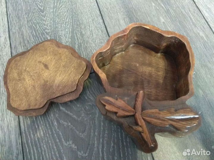 Шкатулка, письменный набор