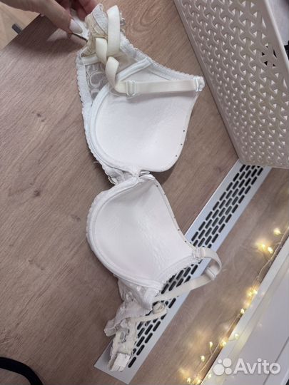 Бюсгалтер 70 B