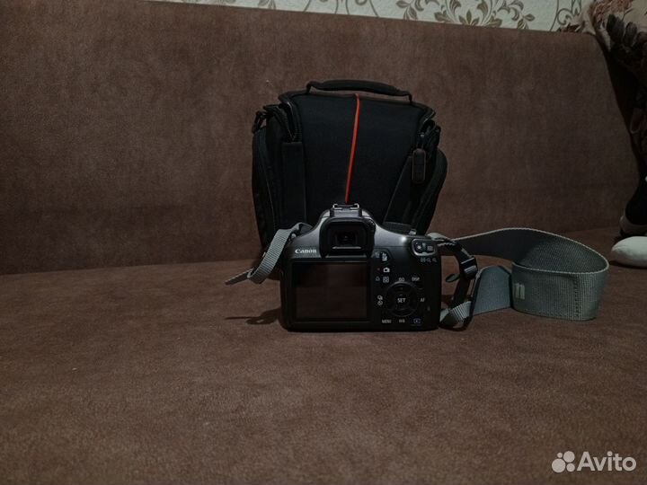 Зеркальный фотоаппарат canon eos 1100d
