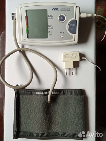 Тонометр AND Модель UA-787