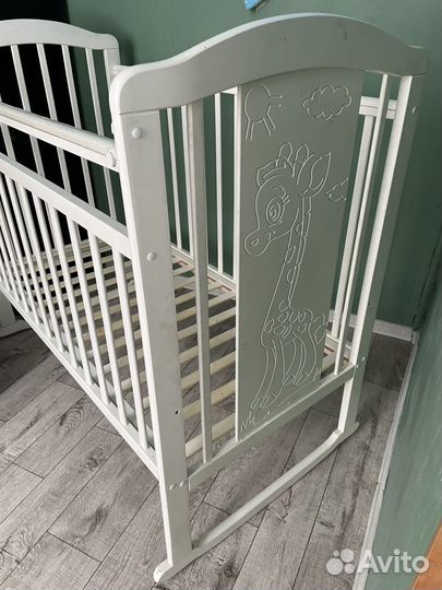 Детская кроватка