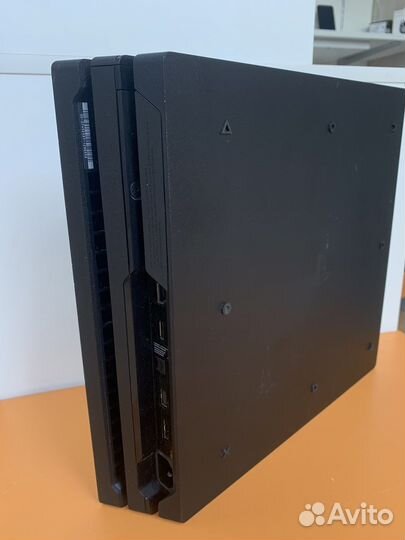 Sony PS4 4 Pro (cuh-7108b)