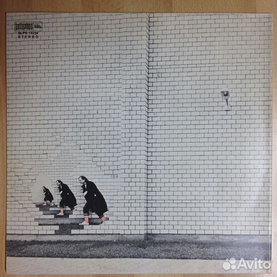 Nine Days' Wonder 1976 