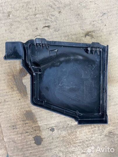 Крышка Блока Предохранителей Renault Logan I