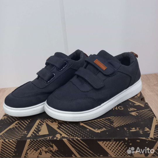 Кроссовки для мальчика