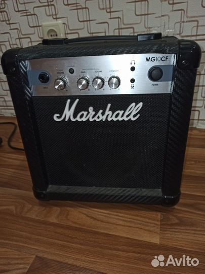 Комбоусилитель Marshall MG10CF