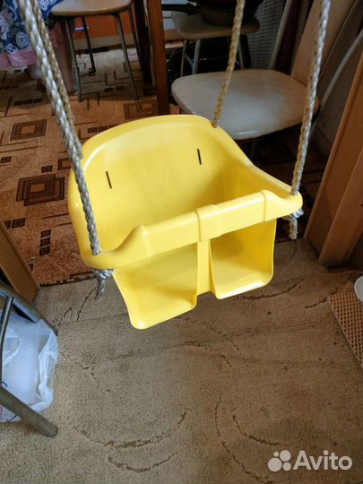 Качели детские пластиковые