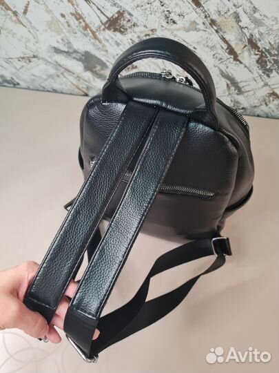 Рюкзак женскийе