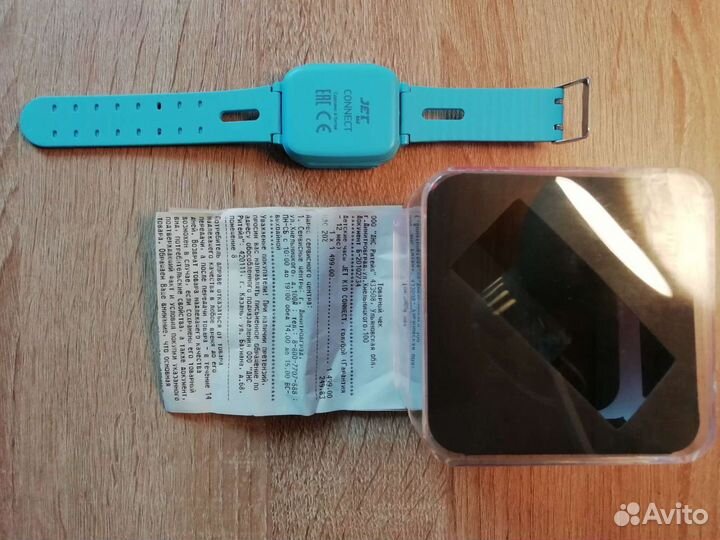 Наручный смарт браслет Jet Kid Connect