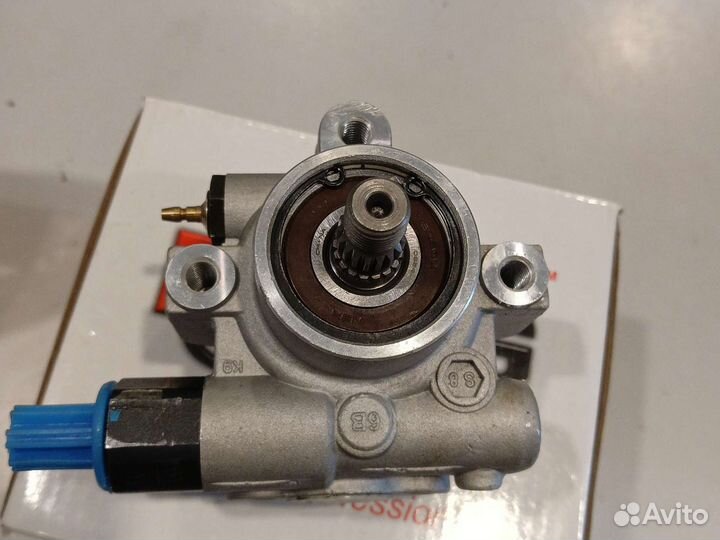 Насос гур mazda 626 / xedox 6 / MX 6