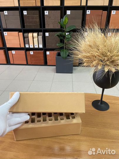 Облицовочный кирпич, белый Воротынск