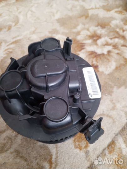 Моторчик печки nissan note 2009 год