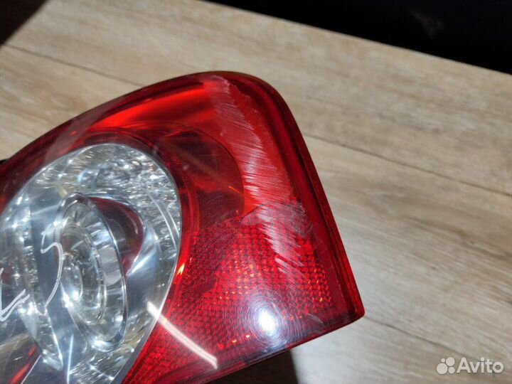 Фонарь задний правый Volkswagen Passat B6 1.9 BXE