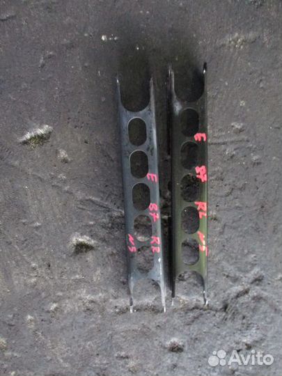 Рычаг BMW 1-series E87 N45B16 Право Зад