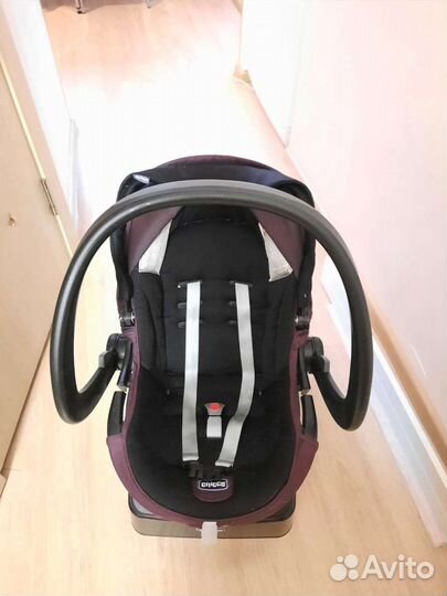 Автокресло Chicco Auto-fix Fast Baby 0-13 кг