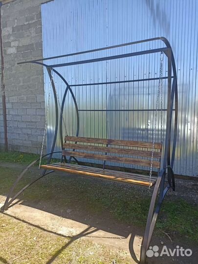 Садовые качели новые