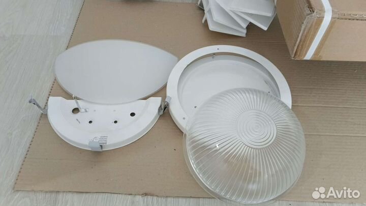 Светильник настенный