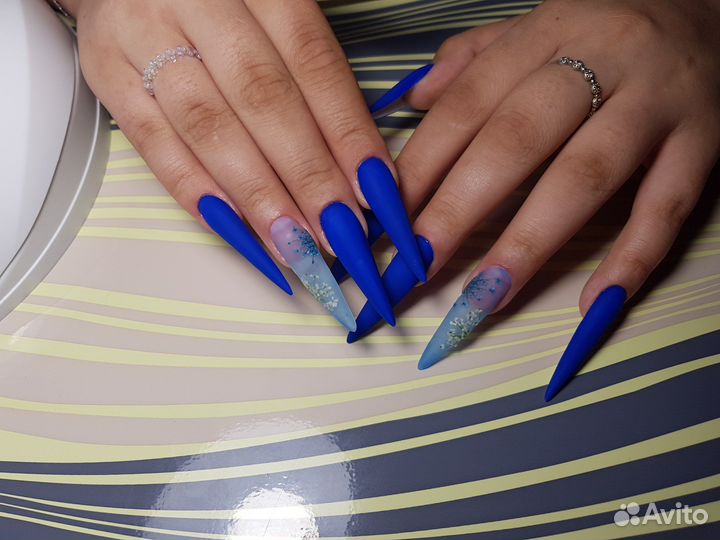 Маникюр на дому