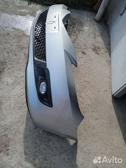 Бампер передний Mazda Axela