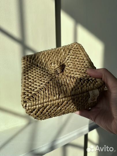 Корзины плетеные из лозы