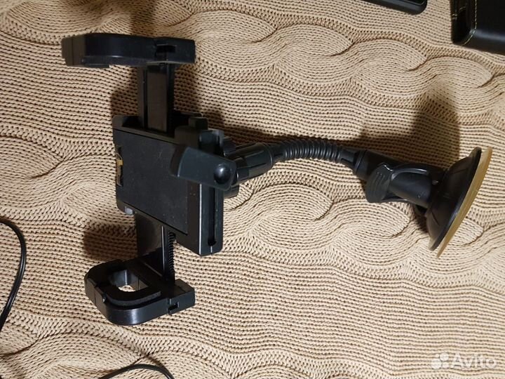 Держатель для телефона в машину