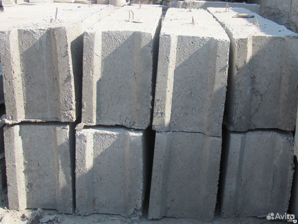 Бетонные кубики для фундамента