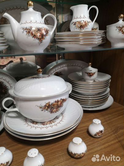 Столовый сервиз на 12 персон гдр