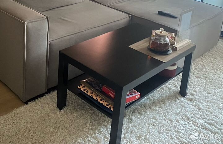 Журнальный столик