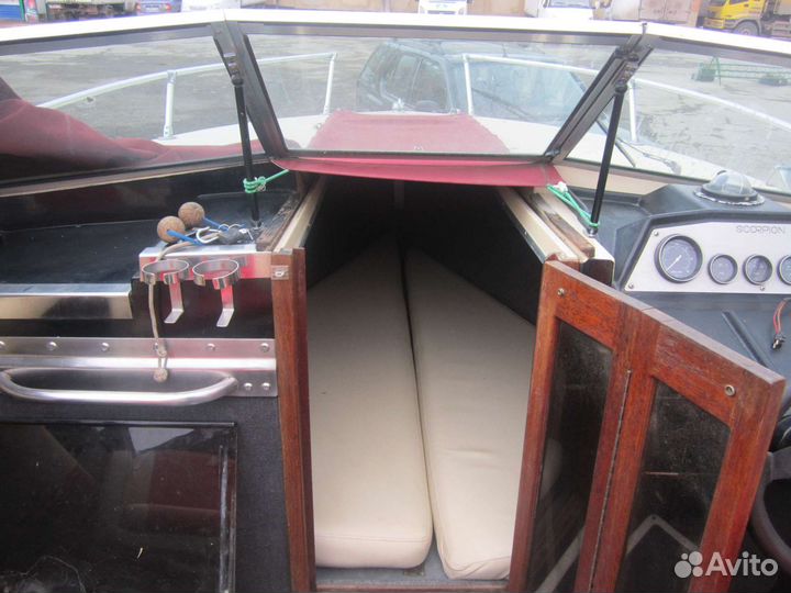 Скорпион 210