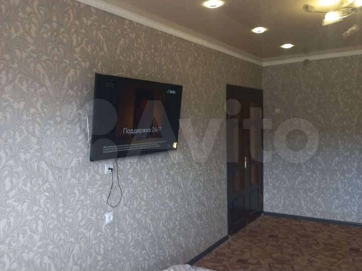 2-к. квартира, 54 м², 4/9 эт.