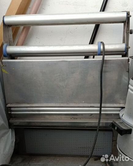 Упаковщик горячий стол