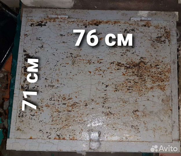 Дверца железная