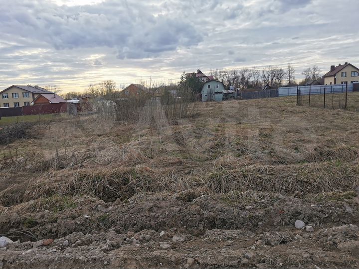 Участок 7 сот. (ИЖС)