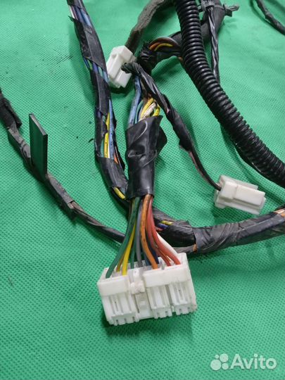 Nissan Qashqai (J10) I Проводка двери передней пра