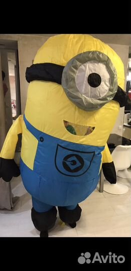 Маскарадный надувной костюм миньона