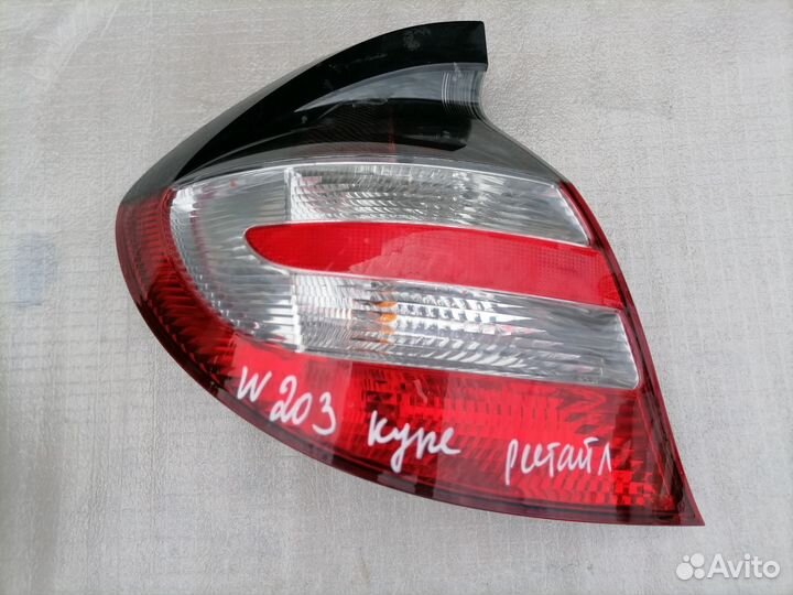 Фонарь задний левый Mercedes W203