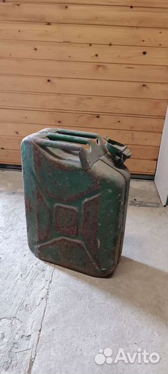 Канистра металлическая 20л