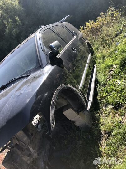 Infiniti QX-56 Дверь двери