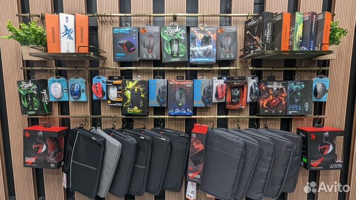 15.6 FHD Hp/Core i3/12Gb/256SSD/Radeon R5