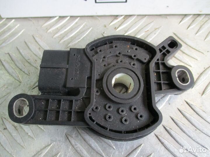 Датчик положения селектора АКПП Hyundai i30