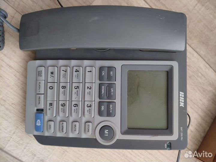 Телефон проводной BBK BKT 255RU
