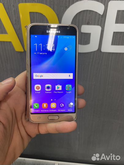 Телефон Samsung j3 2016